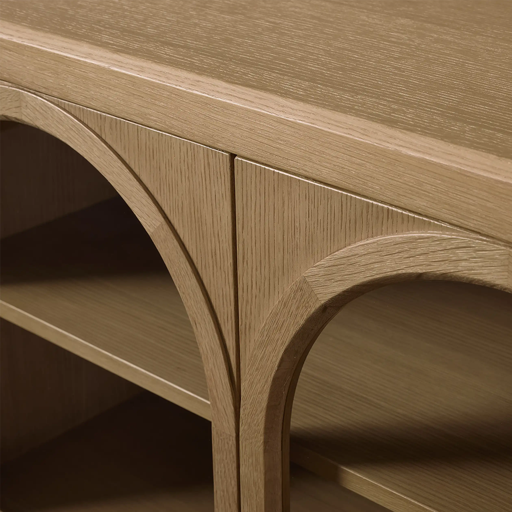 Heidi Media Console 80"