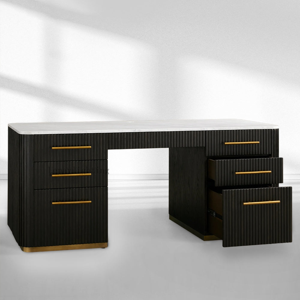 FinRegal Executive Desk