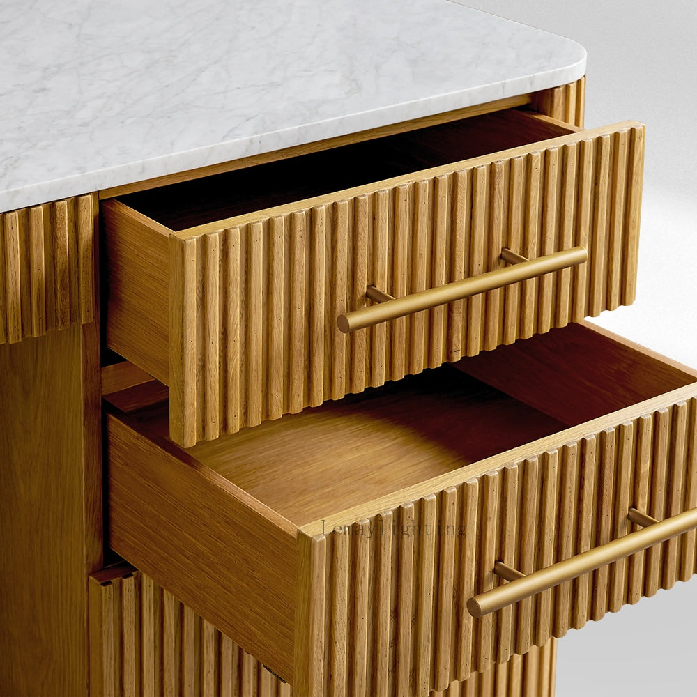 FinRegal Executive Desk