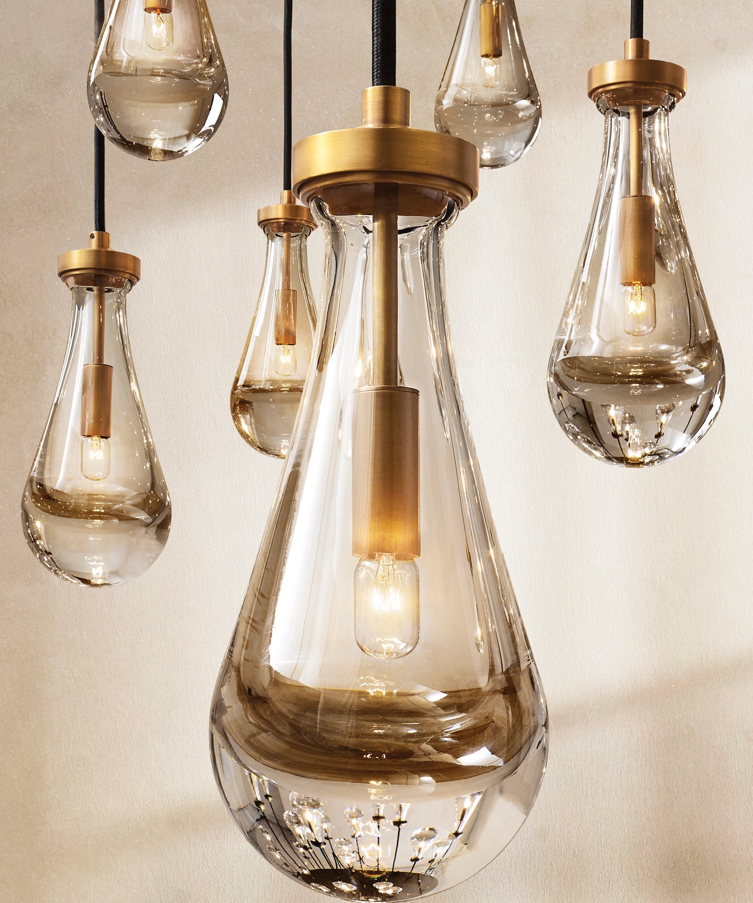 Raindrop Round Chandelier 18"