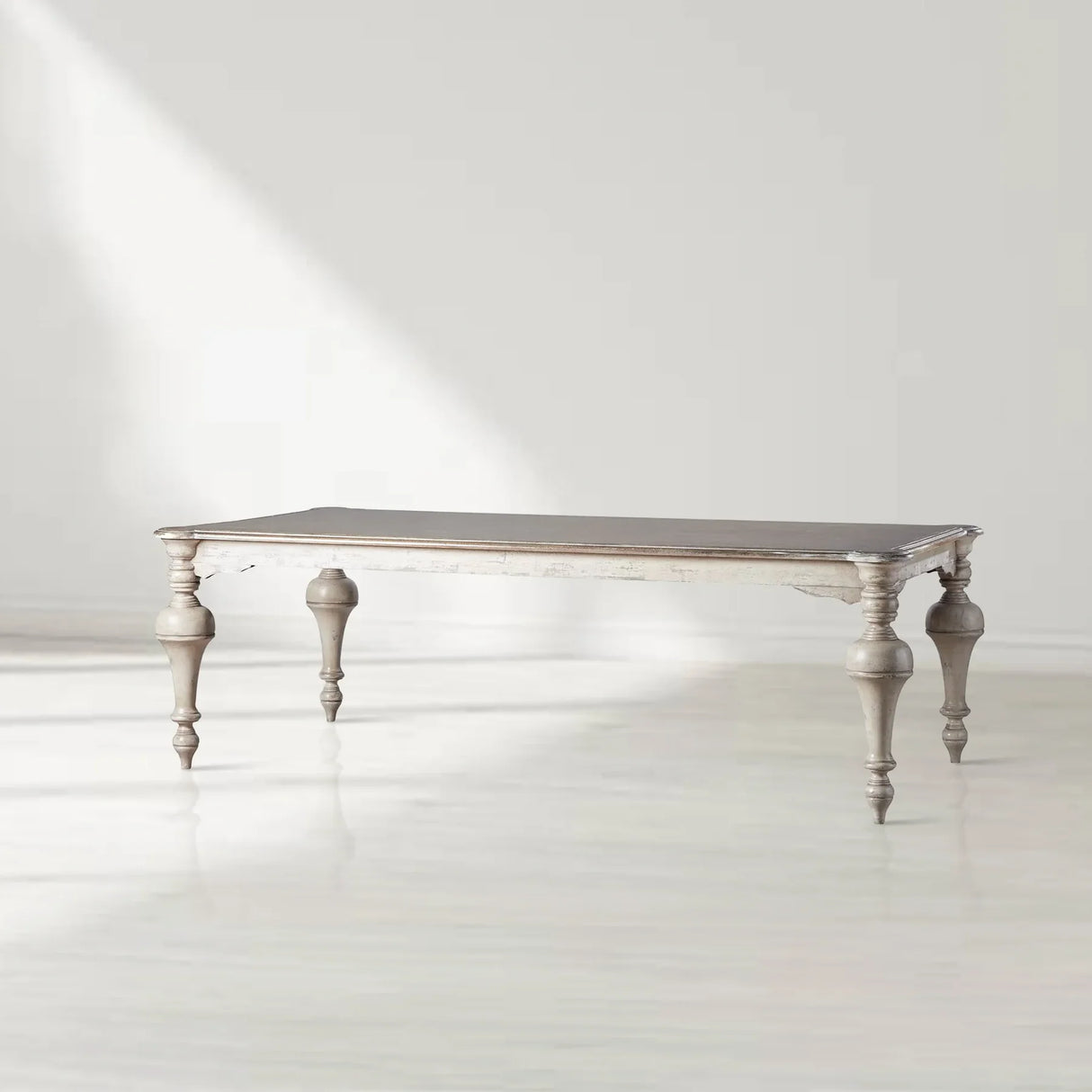 Alessia Bell'Arte Dining Table