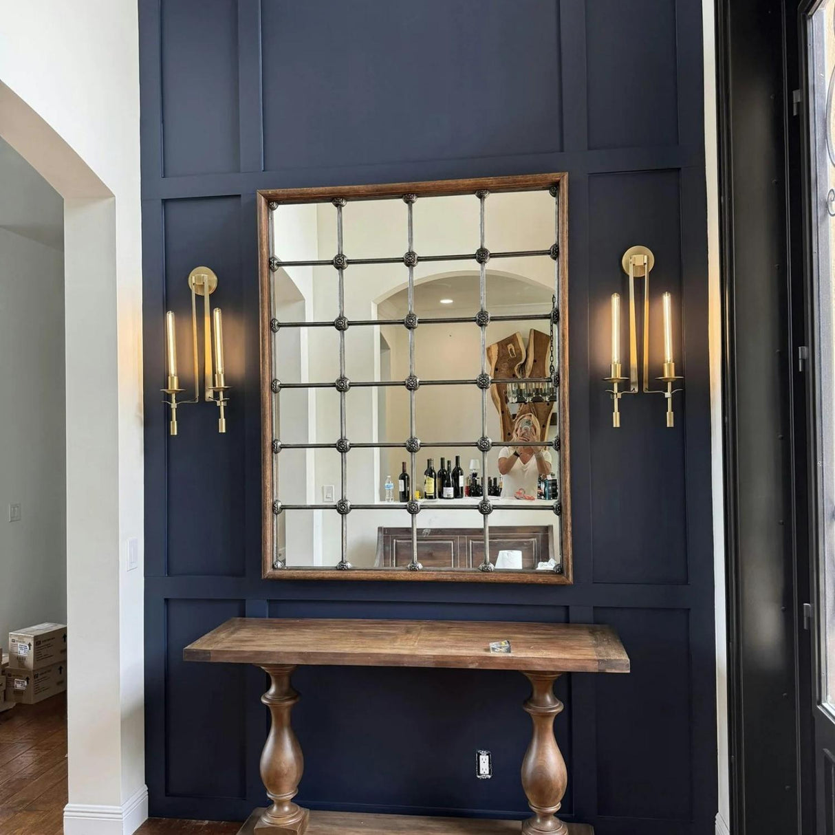 Bouncy Wall Sconce