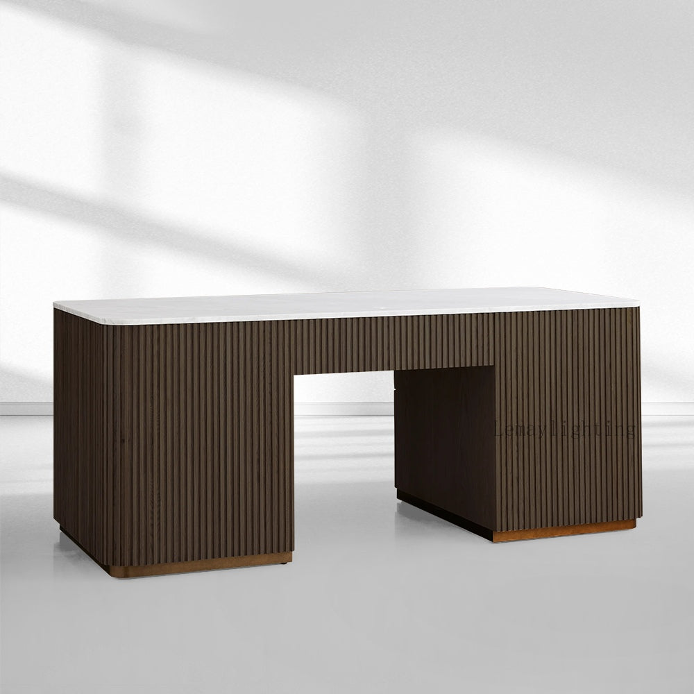 FinRegal Executive Desk