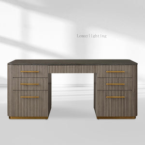 FinRegal Executive Desk