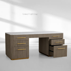 FinRegal Executive Desk