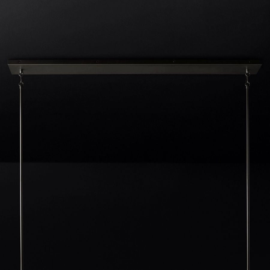 Hippodir Linear Chanelier 49"