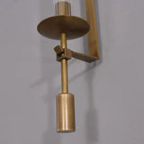 Leo Sconce