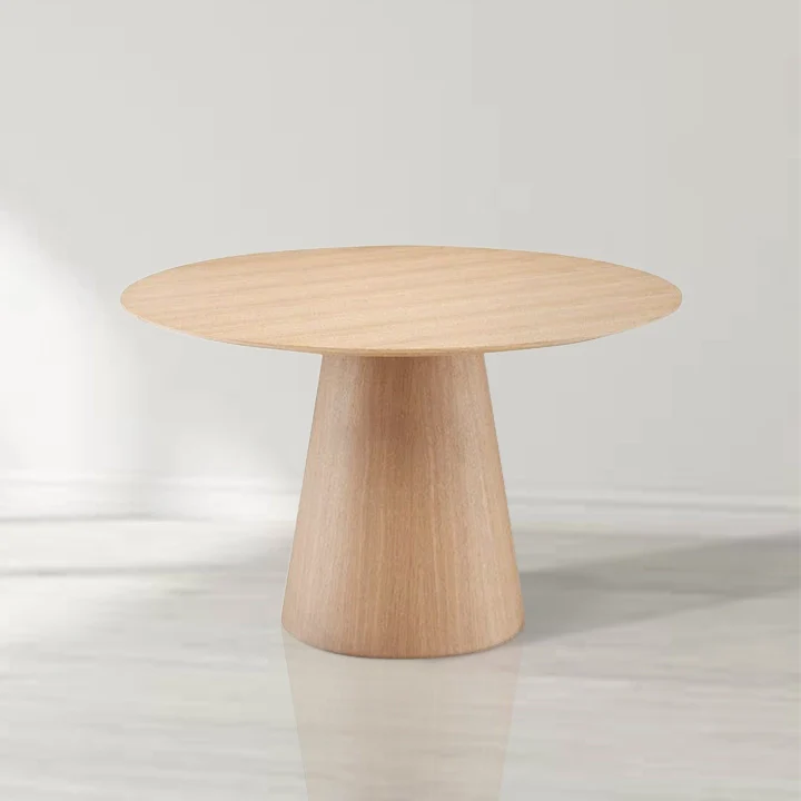 Tavamo Dining Table